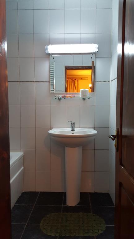Pensiunea Valea Ursului Bascov Exterior foto