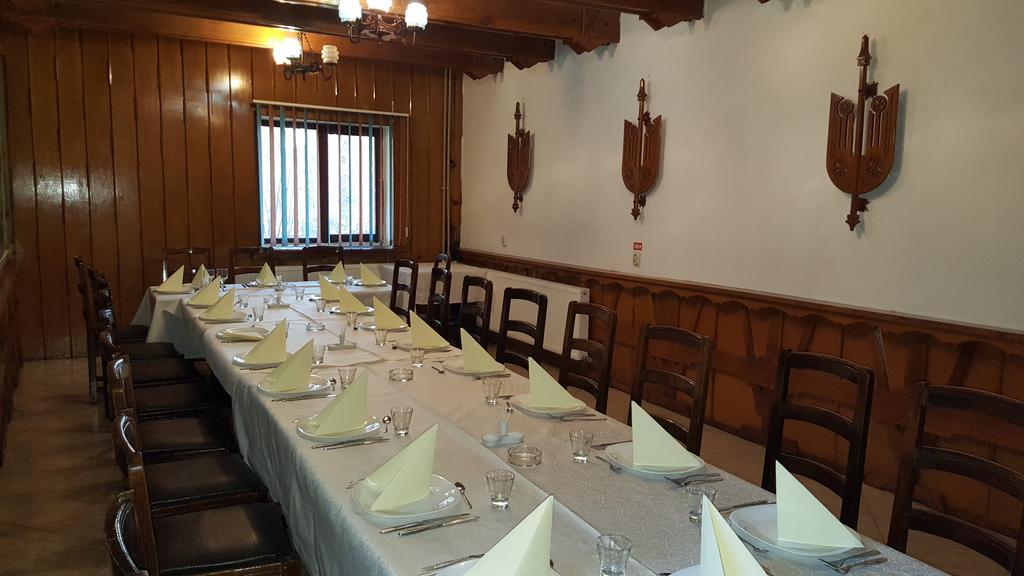 Pensiunea Valea Ursului Bascov Exterior foto