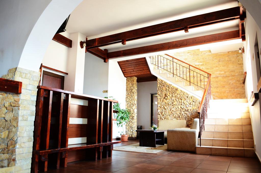 Pensiunea Valea Ursului Bascov Exterior foto